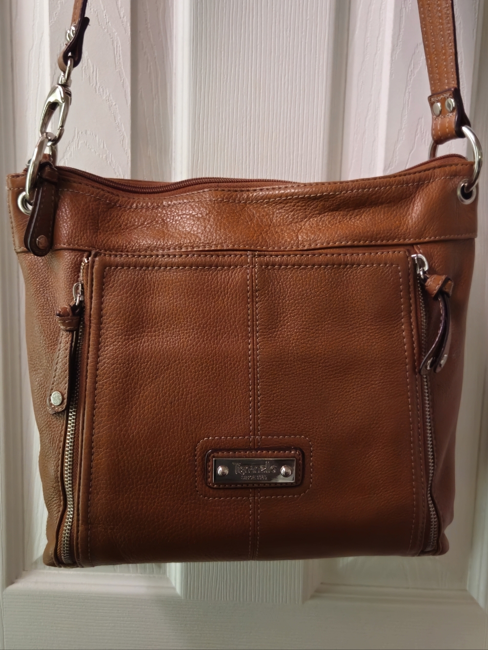 Tignanello Chestnut Brown Leather w/Silver Hardwate Crossbody/Shoulder Bag